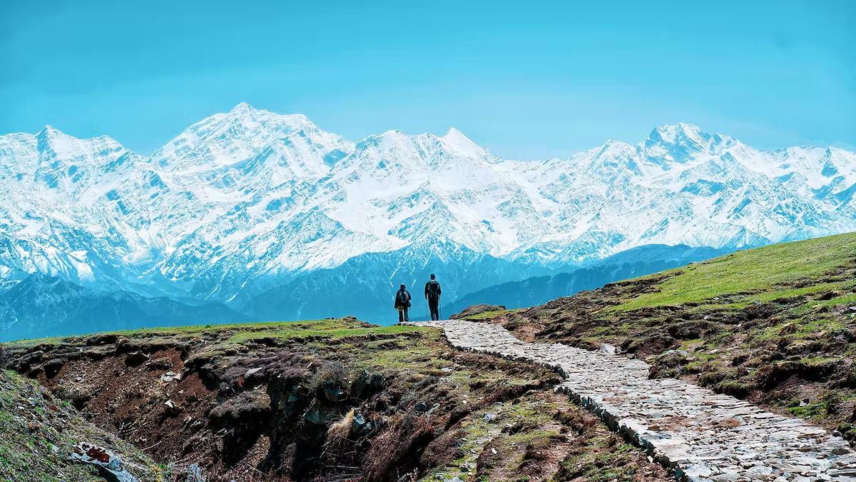 15 Common Mistakes First-Time Trekkers Make (And How to Avoid Them)